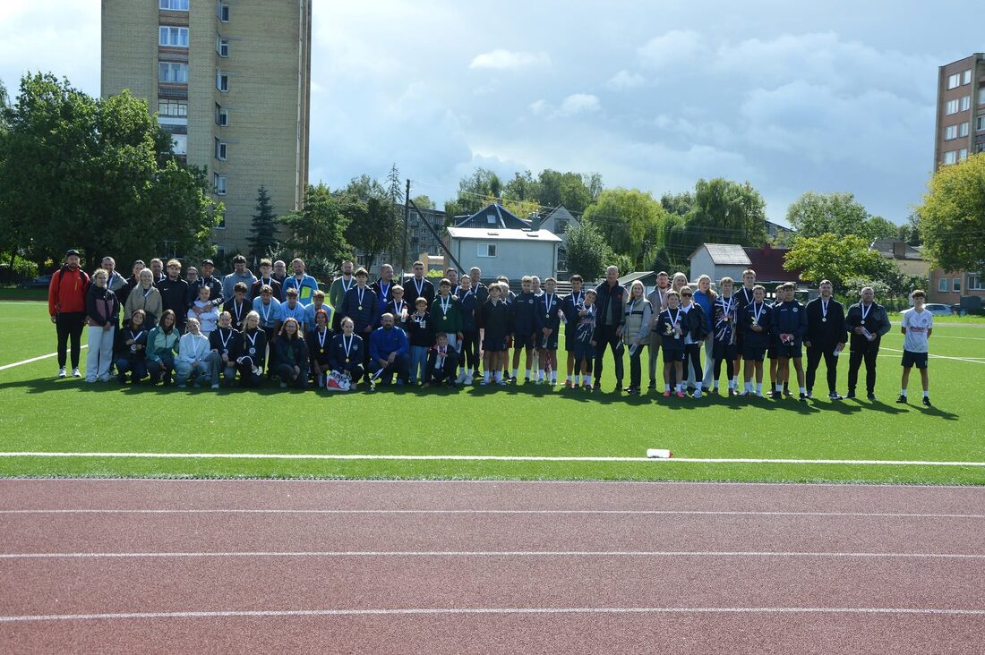 Festivalio dalyvių bendruomenė stadione